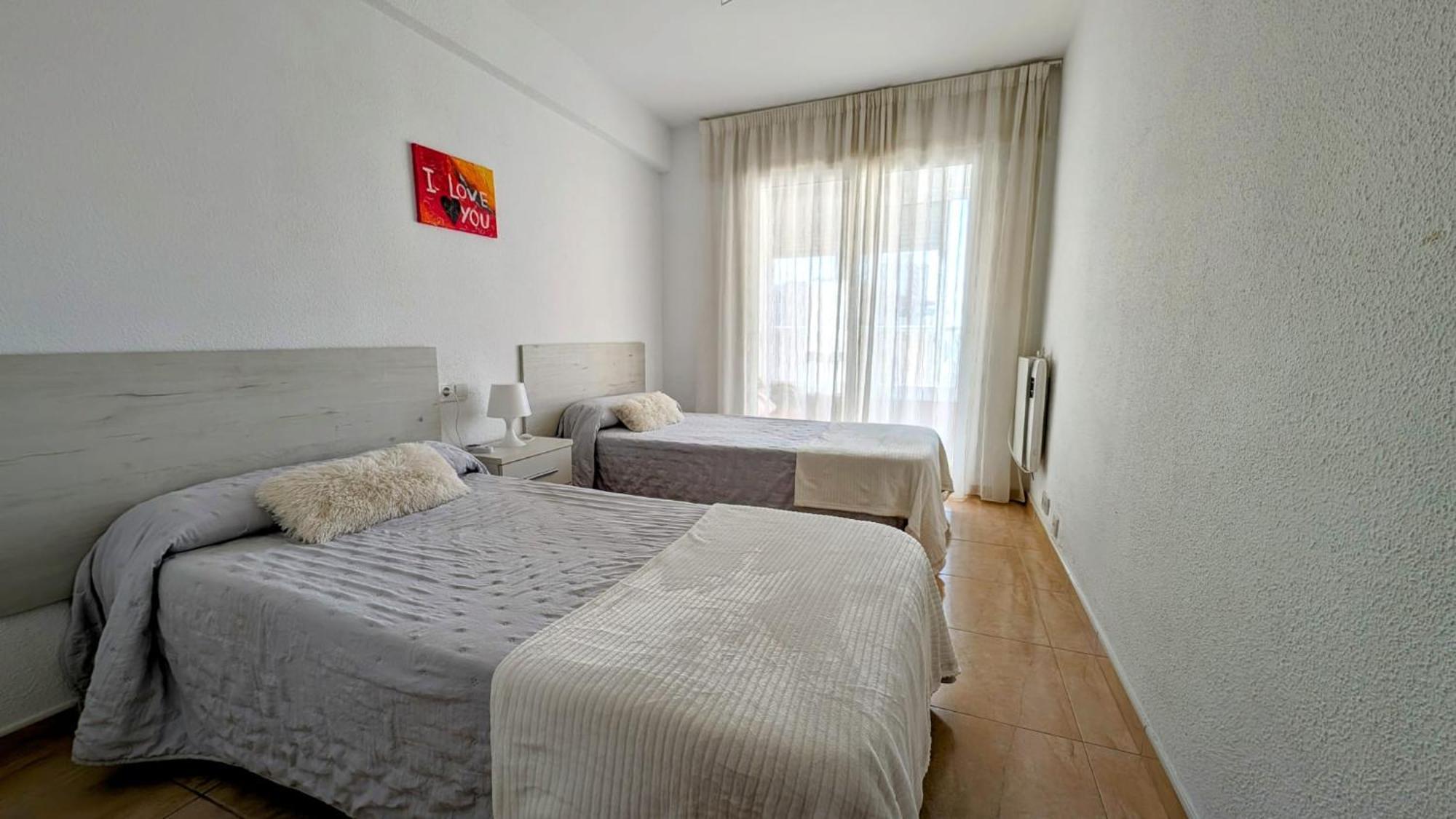 Brisas De Levante Benidorm Bagian luar foto